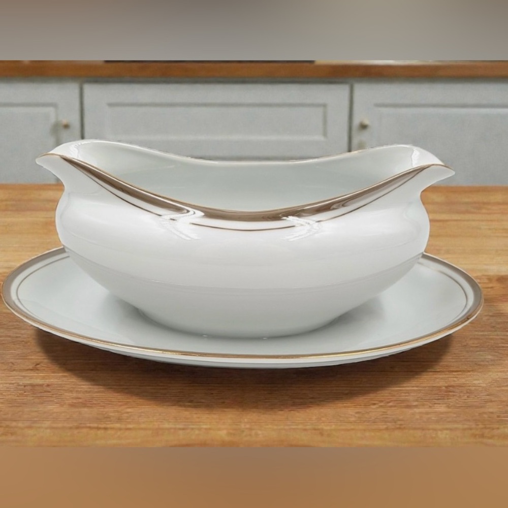Royalton China Elegant White and Gold Gravy Boat